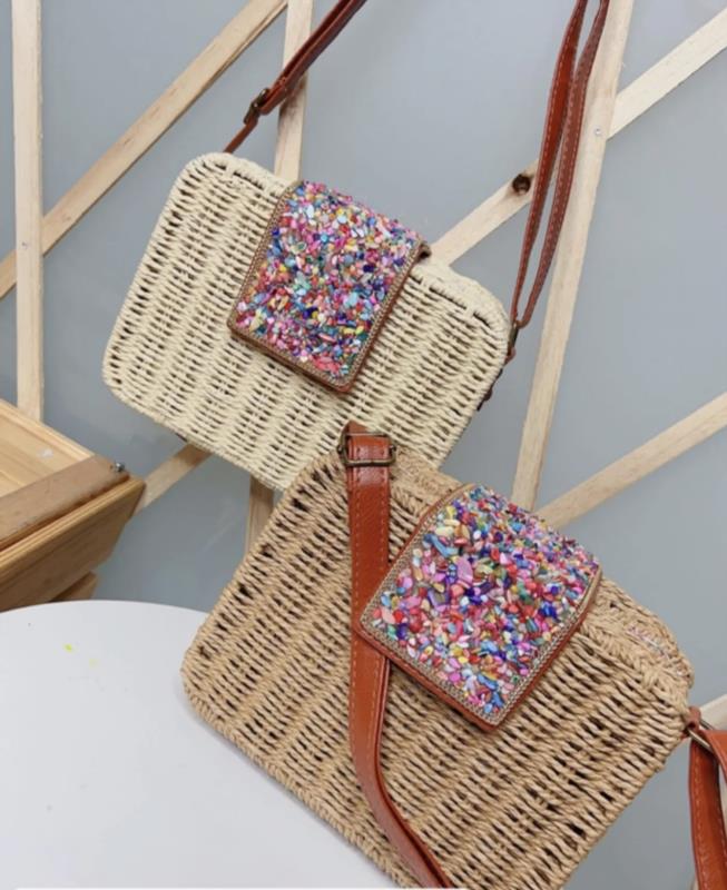 Bolso rígido rafia